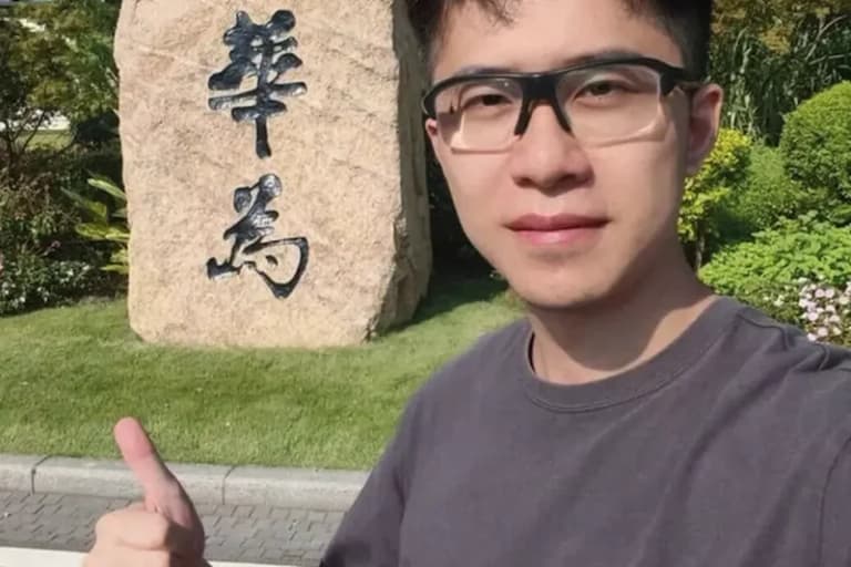 Saat Miliaran Tak Lagi Menggoda: Kisah Eks Engineer Huawei yang Memilih Jadi Petani